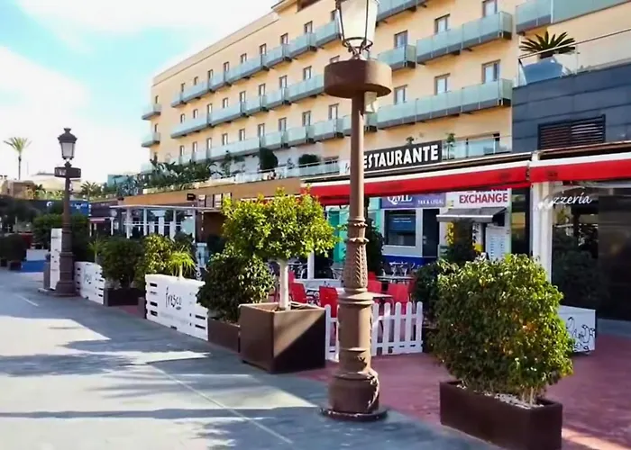 Charming Flat In Puerto Marina Near The Beach!